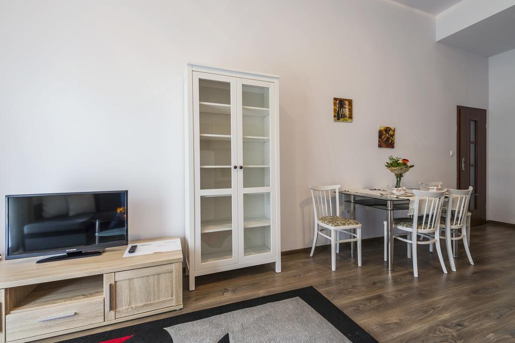 Mala Italia Apartments Βρότσλαβ Εξωτερικό φωτογραφία